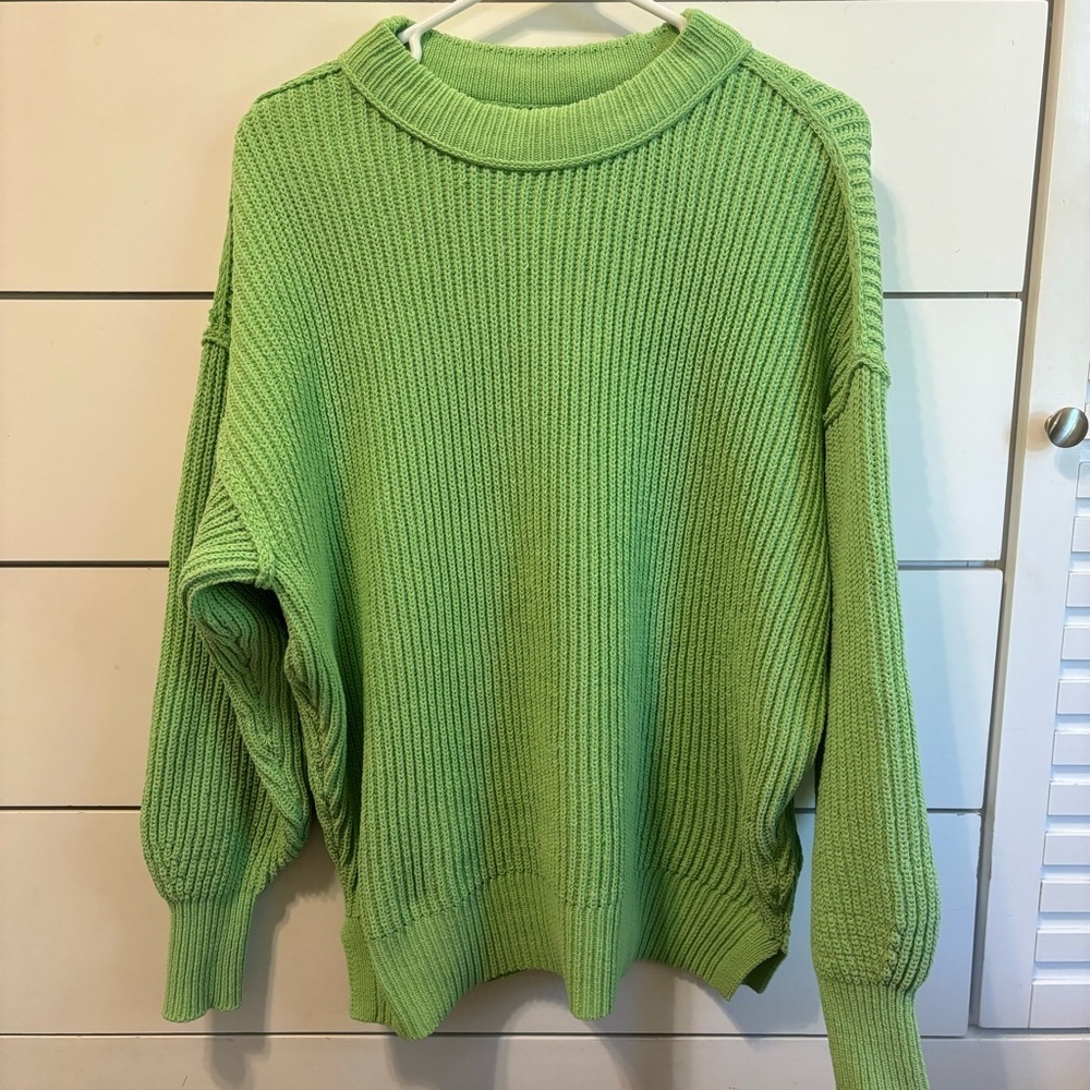 Aerie Beyond Chenille Sweater Green - Picture 2 of 5